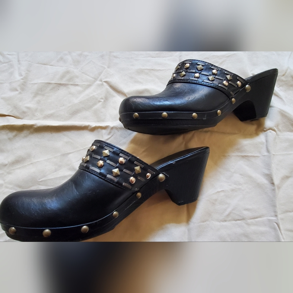 Candies Cantania Black Studded Black Women's Clogs 8M 2009 Vintage